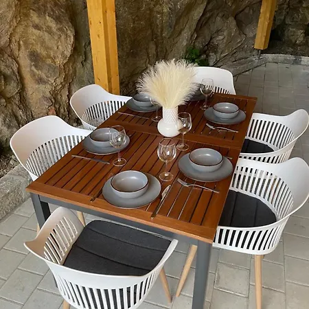 Doreyhome P3 - Modernes Charmantes Pasov
