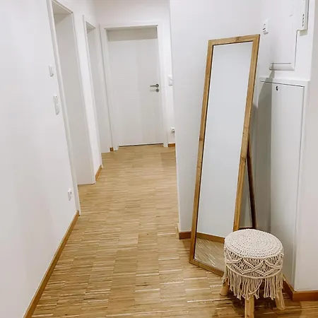 Doreyhome P3 - Modernes Charmantes Apartment Passau